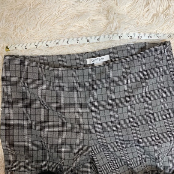 White House Black Market cropped Pants - Picture 3 of 7